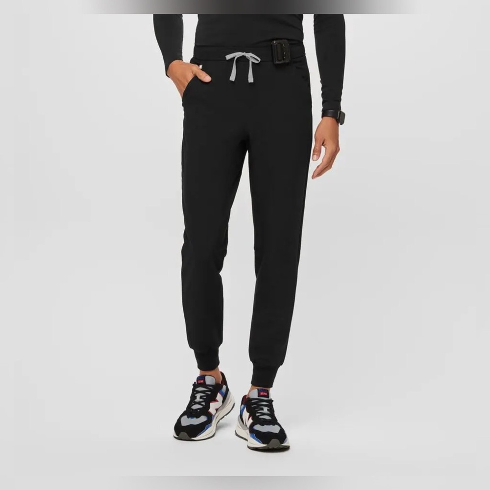 Figs Tansen Men's Black Jogger Scrub Pants-